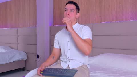 Zane Dawson online show from October 3, 7:44 pm