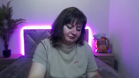 zannadreil online show from September 24, 6:55 pm