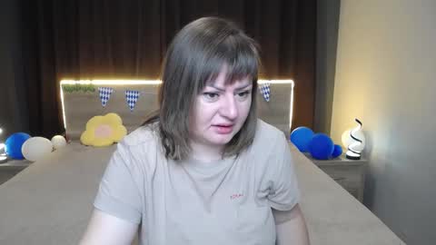 zannadreil online show from September 28, 6:13 pm