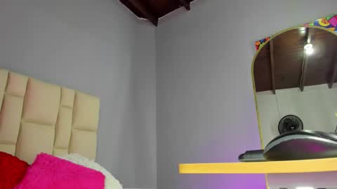 zaphiro__sky online show from February 16, 8:43 am