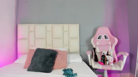 zaphiro__sky online show from March 21, 8:52 am