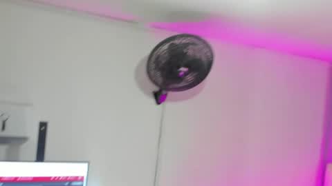 zaphiro__sky online show from March 24, 8:41 am