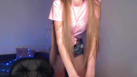 Zara online show from December 11, 11:00 pm