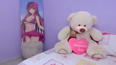 Snapshot of zara_cute18 chatting on November 14, 6:06 pm Zara online show from November 14, 6:06 pm