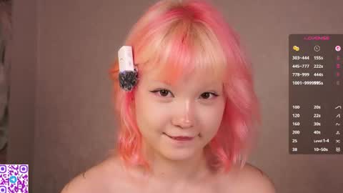 Snapshot of zara_shine chatting on July 25, 7:44 pm Criss online show from July 25, 7:44 pm