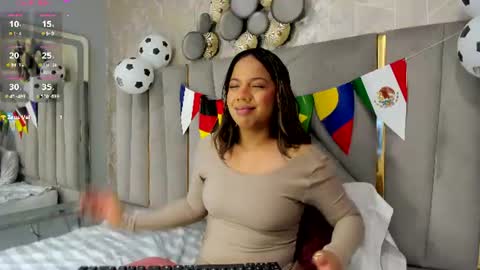 zarablazze_ online show from June 26, 7:29 pm