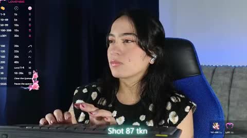 zaradames_ online show from June 27, 5:01 am
