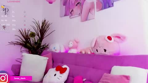 Zara online show from March 19, 8:35 pm