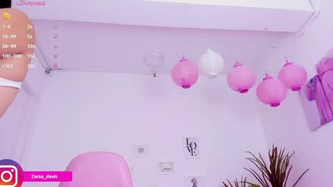 Zara online show from March 25, 10:27 pm