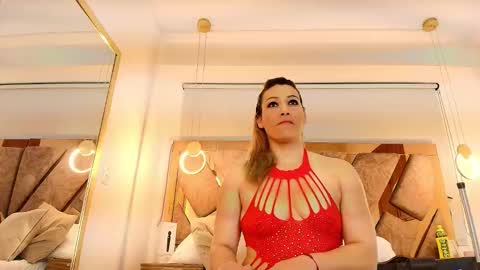 Zarah Andrews online show from December 4, 2:59 pm