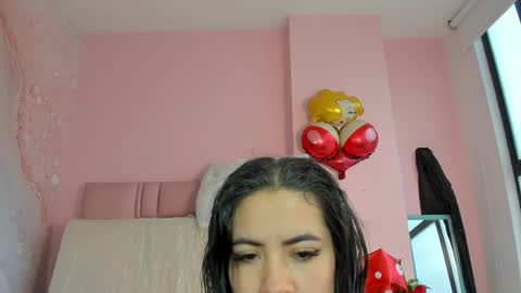 Zarah  online show from September 20, 5:25 pm