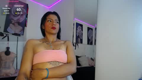 Snapshot of zarahbennet chatting on March 16, 1:15 pm Zarah online show from March 16, 1:15 pm