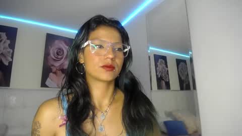 Zarah online show from April 12, 9:09 pm