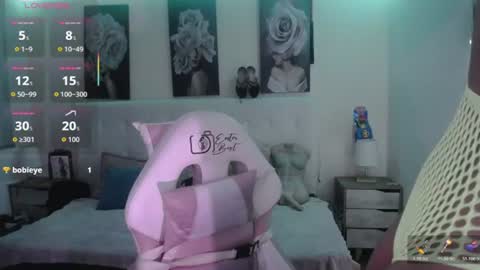 Zarah online show from July 17, 1:29 pm