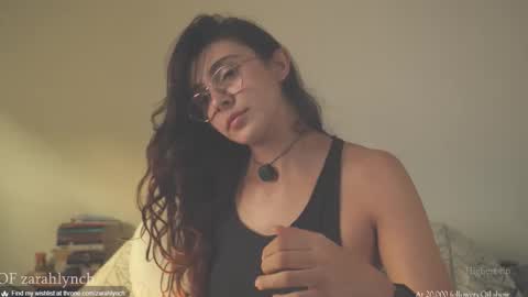 Miss Lynch   Next show  2911 online show from November 1, 10:01 pm