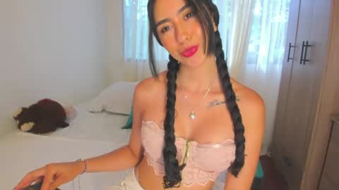   online show from May 23, 9:30 pm