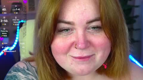 Snapshot of zarareign_ chatting on January 11, 12:12 am Lola online show from January 11, 12:12 am