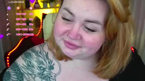 Snapshot of zarareign_ chatting on March 3, 3:19 am Lola online show from March 3, 3:19 am