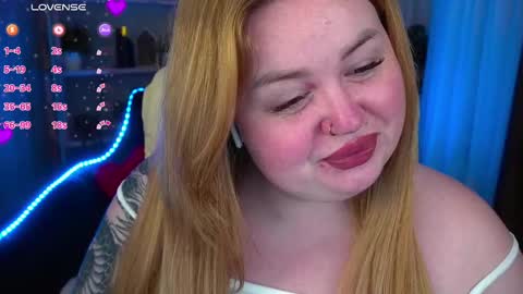 Snapshot of zarareign_ chatting on March 12, 9:13 pm Lola online show from March 12, 9:13 pm