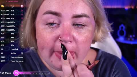 Snapshot of zarareign_ chatting on September 13, 7:13 pm Lola online show from September 13, 7:13 pm