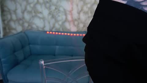 Lola online show from March 24, 9:09 pm