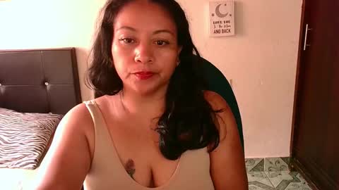 Snapshot of zaray_45bella chatting on February 23, 2:03 pm zaray online show from February 23, 2:03 pm