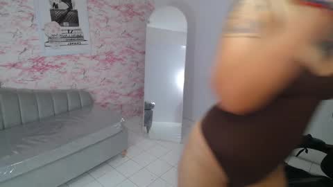 Isabella online show from January 11, 12:43 pm