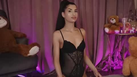 Snapshot of zariaavera chatting on May 1, 4:06 am zariaavera online show from May 1, 4:06 am