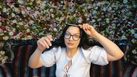 Snapshot of zarifabevi chatting on October 15, 12:05 pm Zarifa online show from October 15, 12:05 pm