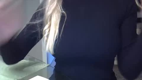 Zarina Swift online show from November 4, 11:09 am