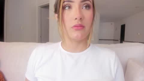 zarirosse online show from November 25, 2:06 pm