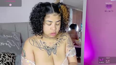 Snapshot of zaya_1 chatting on November 11, 11:43 am zaya_1 online show from November 11, 11:43 am