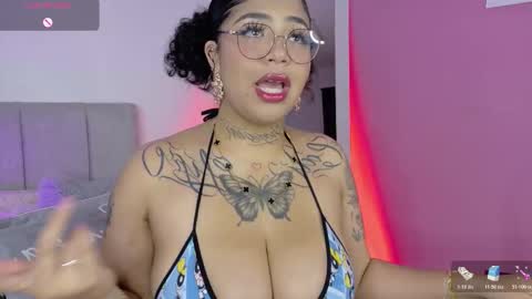 Snapshot of zaya_1 chatting on November 17, 12:33 pm zaya_1 online show from November 17, 12:33 pm