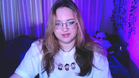 Snapshot of zayarush chatting on September 17, 2:41 pm zayarush online show from September 17, 2:41 pm