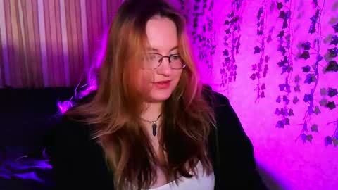 Snapshot of zayarush chatting on September 25, 10:19 am zayarush online show from September 25, 10:19 am