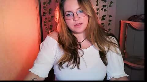 Snapshot of zayarush chatting on October 8, 9:40 am zayarush online show from October 8, 9:40 am