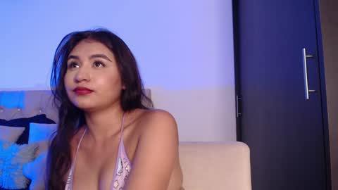Snapshot of zayda23_ chatting on July 7, 12:46 am zayda online show from July 7, 12:46 am