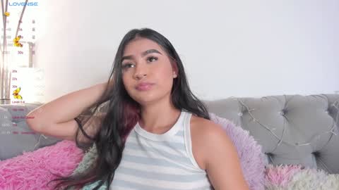  Zayda  online show from December 5, 7:28 pm