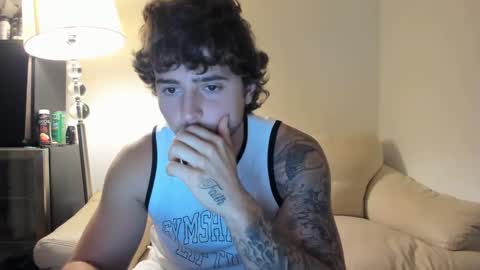 Snapshot of zaylanez chatting on February 11, 12:17 am Zay lanez online show from February 11, 12:17 am