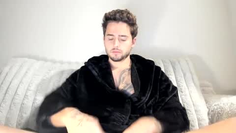 Snapshot of zaylanez chatting on September 13, 5:51 am Zay lanez online show from September 13, 5:51 am