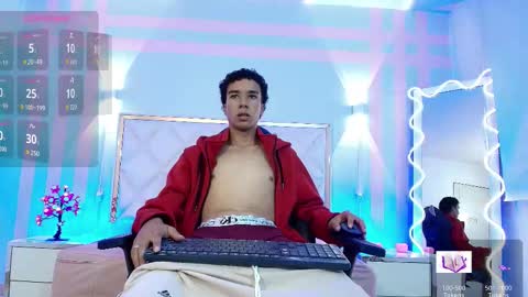 zayn_tay online show from January 7, 11:18 pm