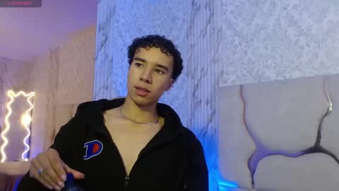 zayn_tay online show from February 5, 3:11 am