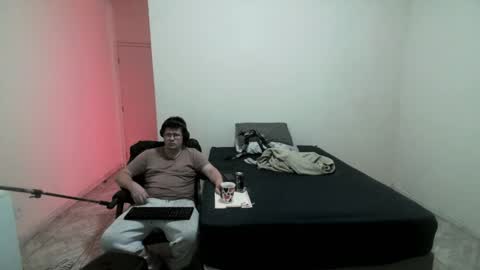 pervboy online show from November 3, 2:46 am