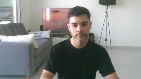 Snapshot of zehfren chatting on February 8, 6:44 pm Zehfren online show from February 8, 6:44 pm