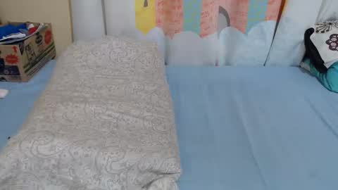 Snapshot of zeina_gen chatting on April 11, 10:30 am flabby online show from April 11, 10:30 am