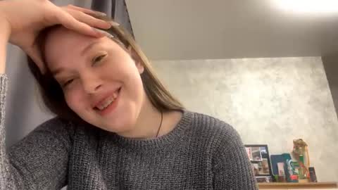 Sindy online show from March 5, 3:41 pm