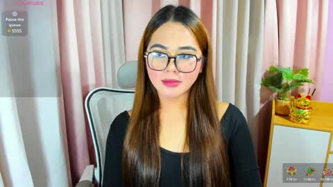 Snapshot of zendaya_amore chatting on December 3, 7:22 pm Zendaya online show from December 3, 7:22 pm