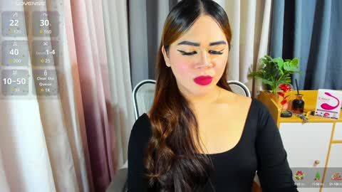 Snapshot of zendaya_amore chatting on December 29, 9:28 am Zendaya online show from December 29, 9:28 am