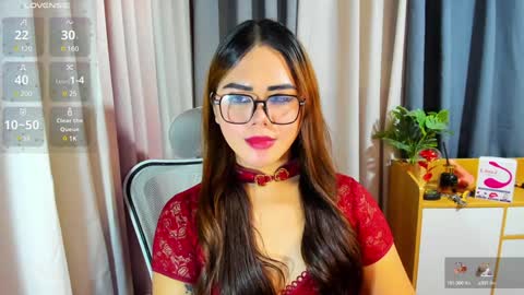 Snapshot of zendaya_amore chatting on December 29, 7:11 pm Zendaya online show from December 29, 7:11 pm