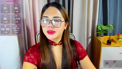 Snapshot of zendaya_amore chatting on January 14, 7:17 am Zendaya online show from January 14, 7:17 am